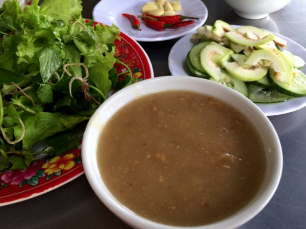 banh khoai 2 600x449 - Đi Huế phải ăn bánh khoái