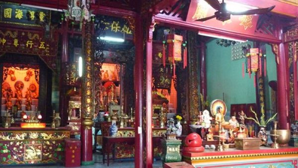 Ngôi chùa người Hoa cổ nhất Phan Thiết