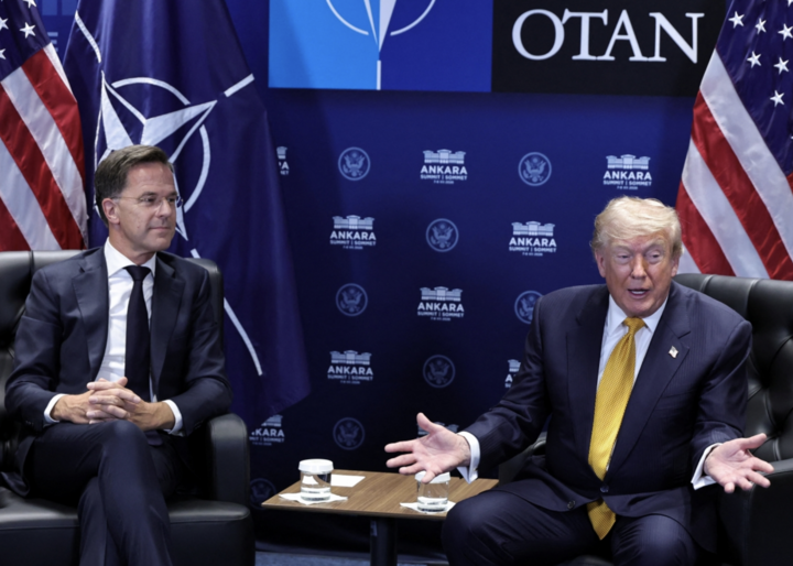 Ông Trump tuyên bố cắt đứt quan hệ thương mại với Tây Ban Nha